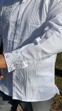 Load image into Gallery viewer, Long Sleeve Guayabera