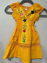 Load image into Gallery viewer, Girl’s Mexican dress
